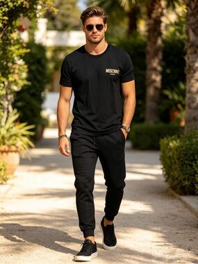NWT - Moschino Men's Black T-Shirt (L)- Authentic